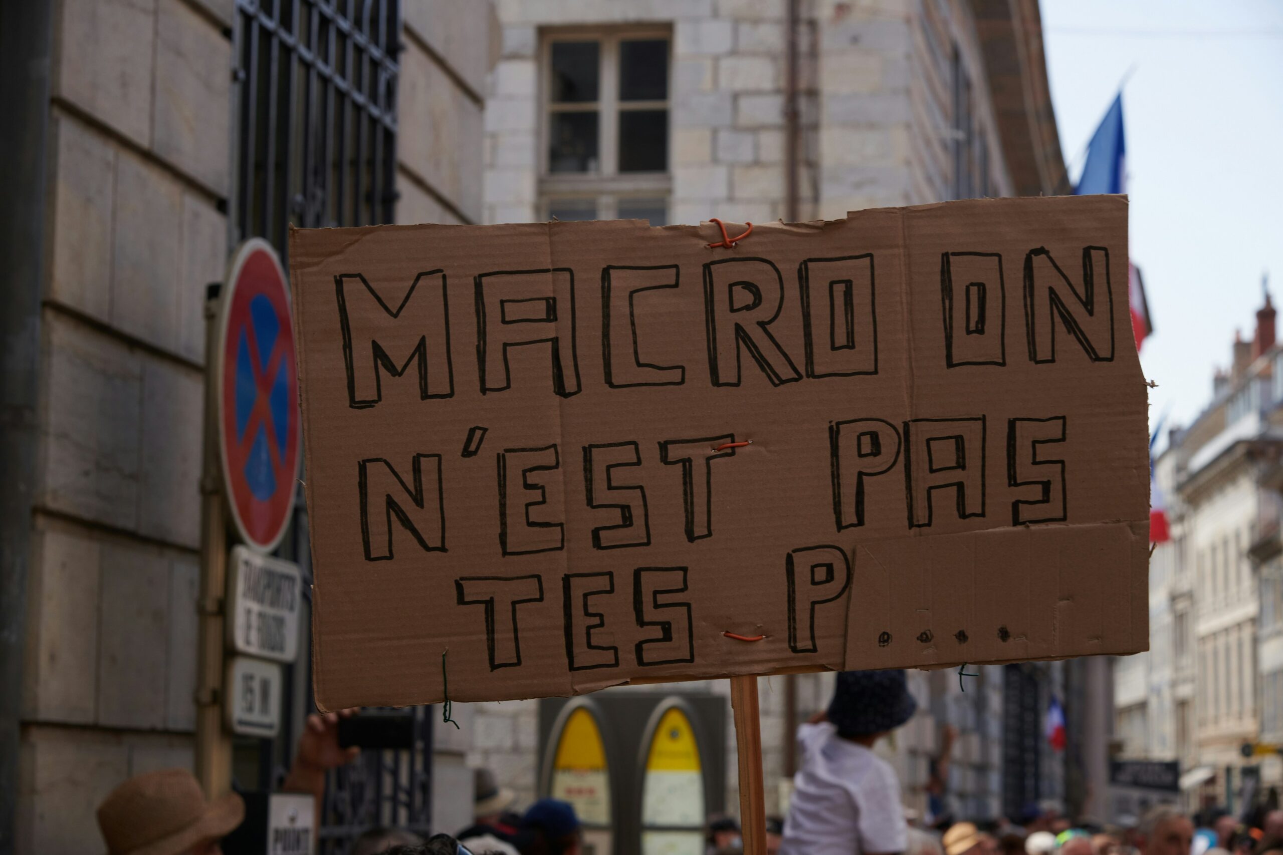 Alex Smith Chilliwack-Macroeconomics